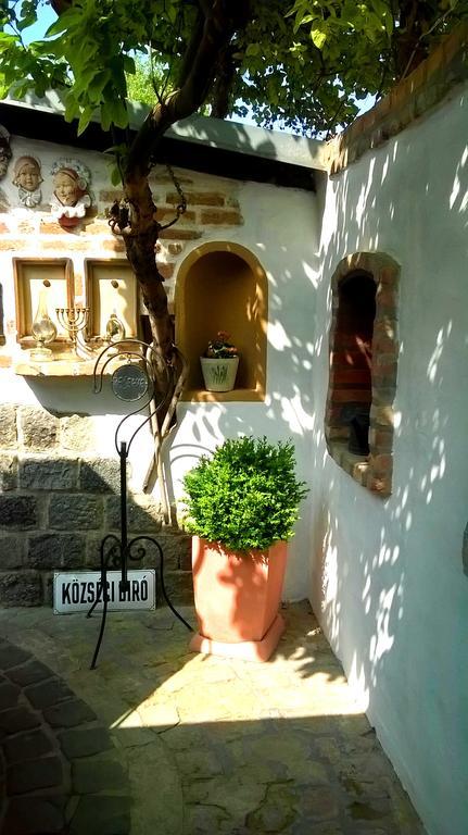 Penzion A Restauracia Toldi Галанта Экстерьер фото